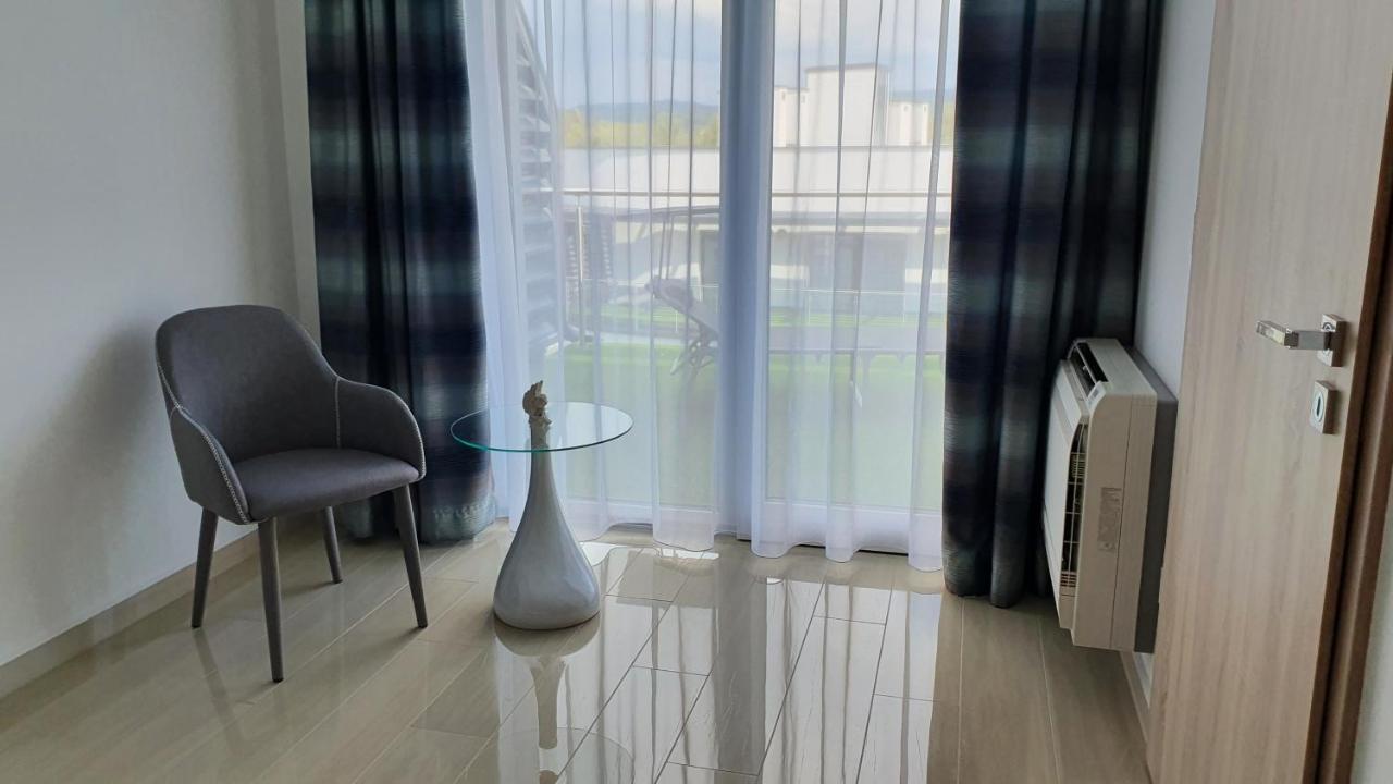 Kekvitorla Apartman ケストヘイ エクステリア 写真